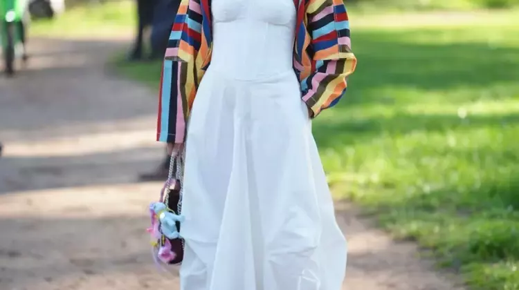 Embrace the Corset Dress: A Summer 2026 Fashion Trend
