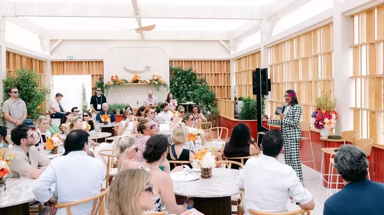 Redefining Luxury Engagement: Streaming's Ascendance in Affluent Consumer Marketing