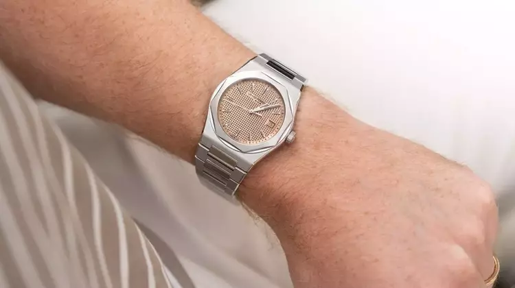 Girard-Perregaux Laureato Fifty: A Detailed Review of the Rose Gold Dial Edition