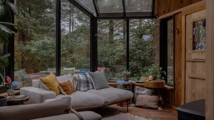 Discover British Columbia's Best Airbnb Stays
