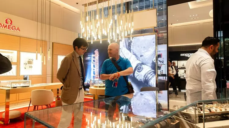 Watch Enthusiasts Gather at Hodinkee Happy Hour in One Vanderbilt