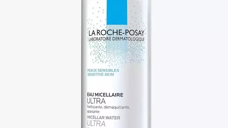 The Art of Flawless Foundation: Mastering Skin Preparation for Makeup Success