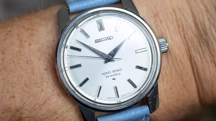 Enhancing a Vintage King Seiko 44-9990 with a Sapphire Case Back: A Watch Enthusiast's Journey