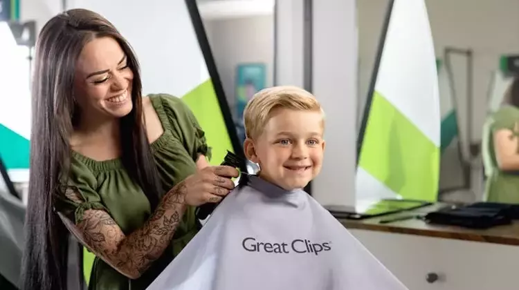 Tech-Savvy Parents' Back-to-School Haircut Hack