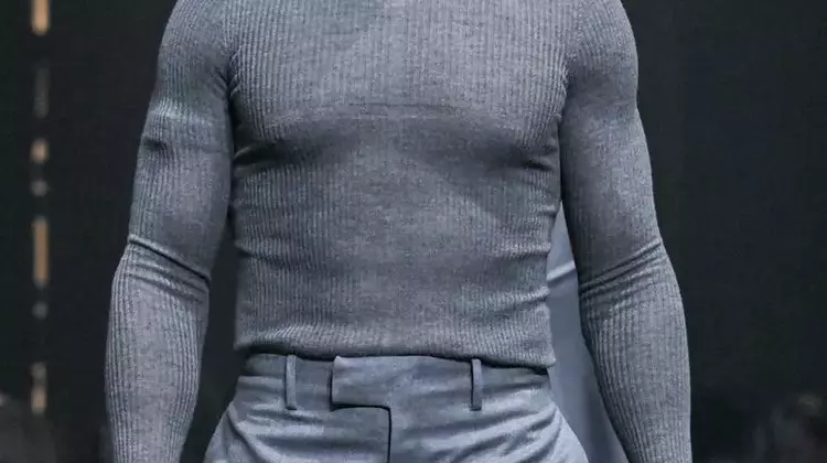 The Rise of Muscularity in Women's Fashion and Wellness