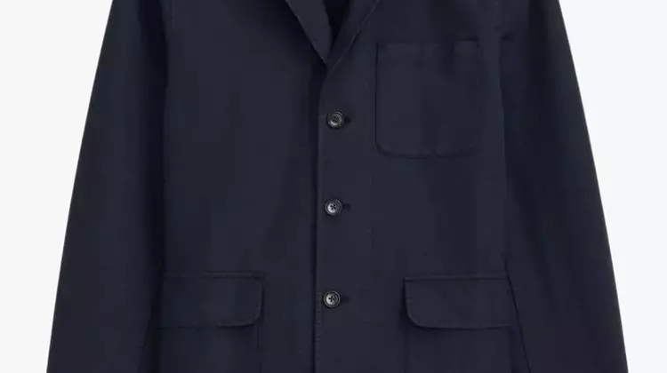 The Ultimate Guide to Men's Travel Blazers: Style, Comfort, and Durability on the Go