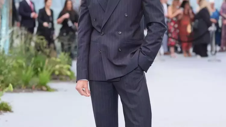 Jacob Elordi's Suit Style: A Bold Statement or a Tailoring Faux Pas?