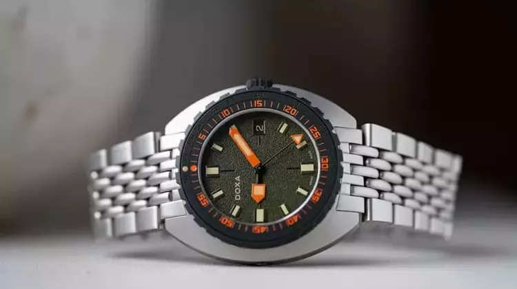 Doxa Sub 300 Beta "Frogger" Military-Inspired Dive Watch