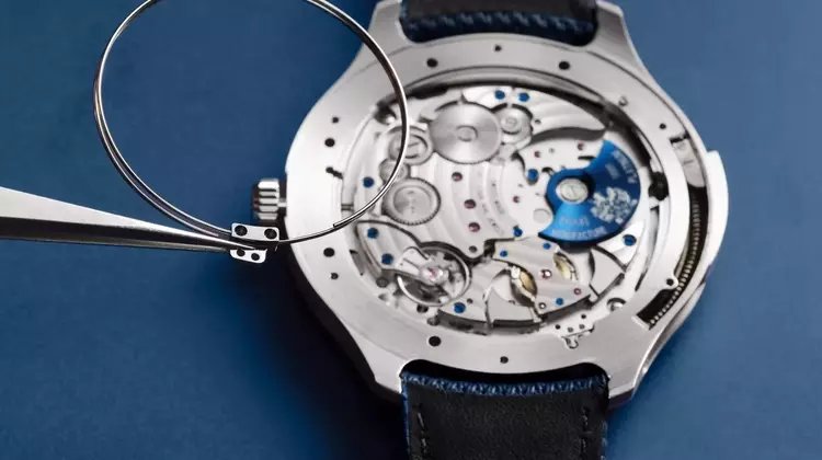Piaget Unveils the Ultra-Thin Polo Minute Repeater: A Symphony of Precision and Elegance