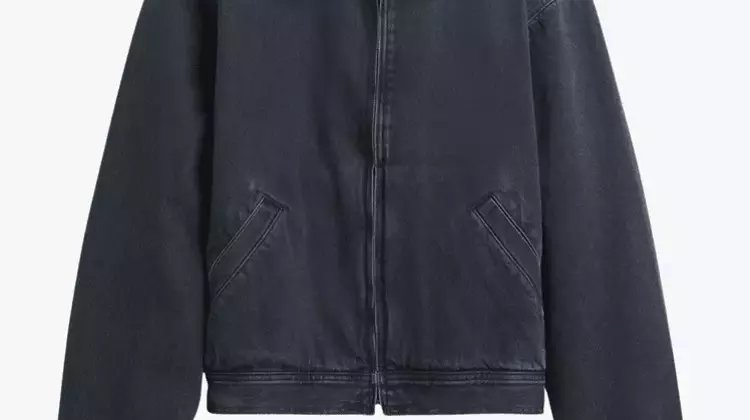 Gap's New Denim Workwear Jacket: A Blend of Style and Functionality