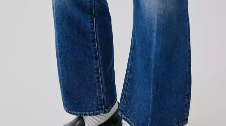 The Ultimate Guide to Men's Loafers: Style, Comfort, and Value