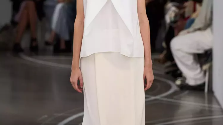 Ashlyn's Spring 2027 Ready-to-Wear Collection: A Glimpse into Future Fashion