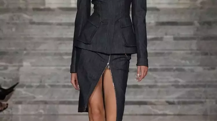 LaQuan Smith's Spring 2027 Ready-to-Wear Collection: A Glimpse into the Future of Fashion