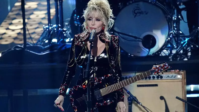 Dolly Parton's Enduring Style Legacy: A Conversation with Her Longtime Stylist, Steve Summers