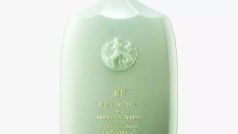 Achieve Smooth, Frizz-Free Hair: Expert-Recommended Shampoos
